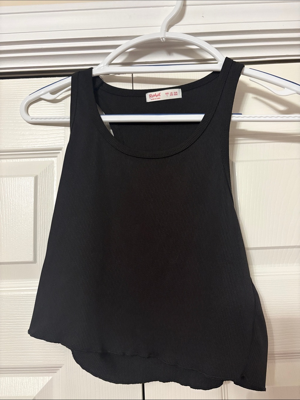 ROMWE Black Ribbed Crop Tank Top